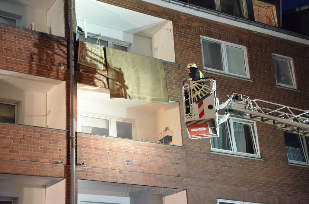 Feuer 1 Balkon Koeln Vingst Miltenbergerstr P5499.JPG - Miklos Laubert